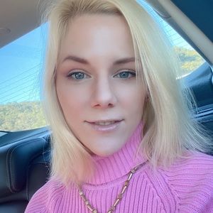 Meet your Posher, Kristina